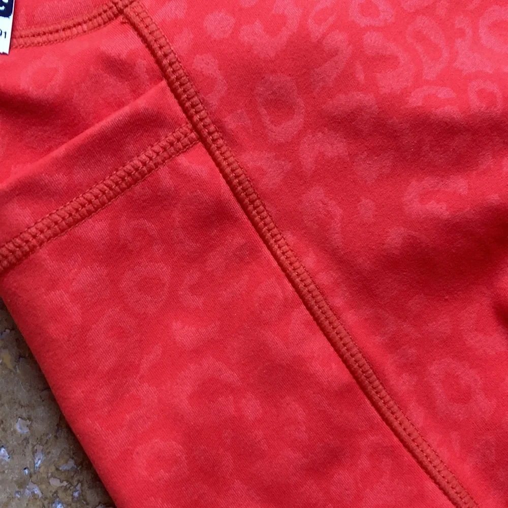 Scrumchie bottom fitness shorts small - Picture 10 of 11